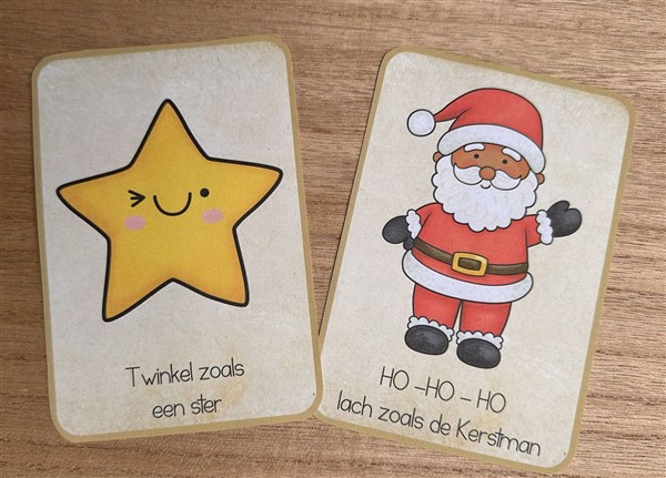 Moving cards by Little play friends Moving cards
