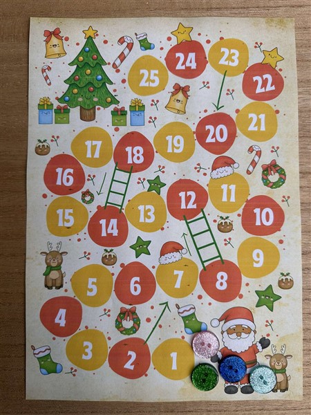 Christmas race by Little play friends Christmas race