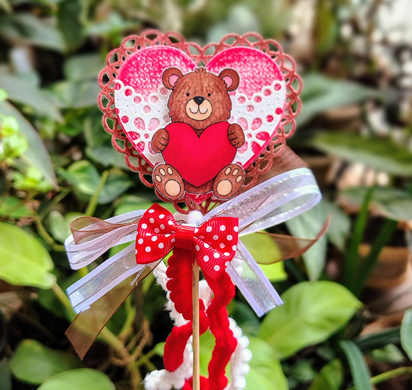 Cuddly Cake Topper by Shruti Cuddly Cake Topper