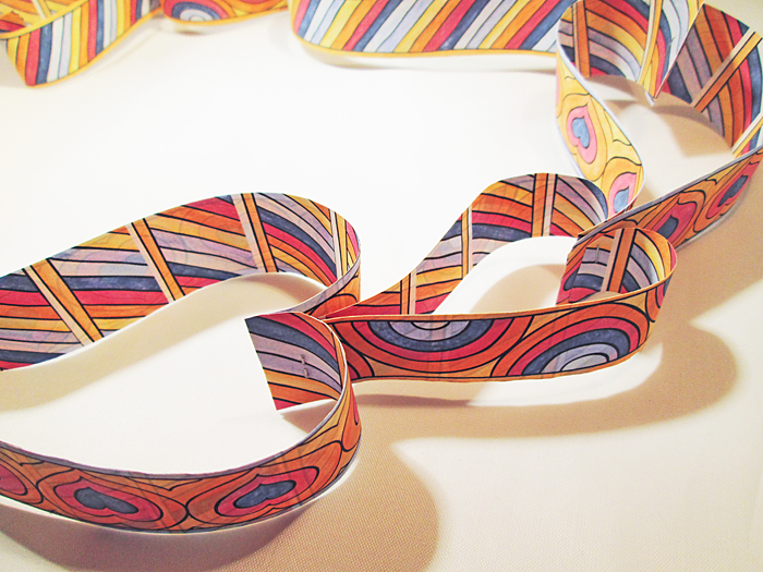 Kate Hadfield Designs Easy Valentine's crafts: heart paper chains created with digital scrapbooking supplies!
