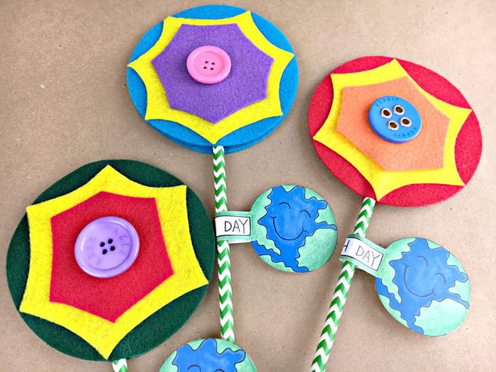 Earth Day Kids Crafts project by Male Kindergarten Teacher | Kate Hadfield Designs